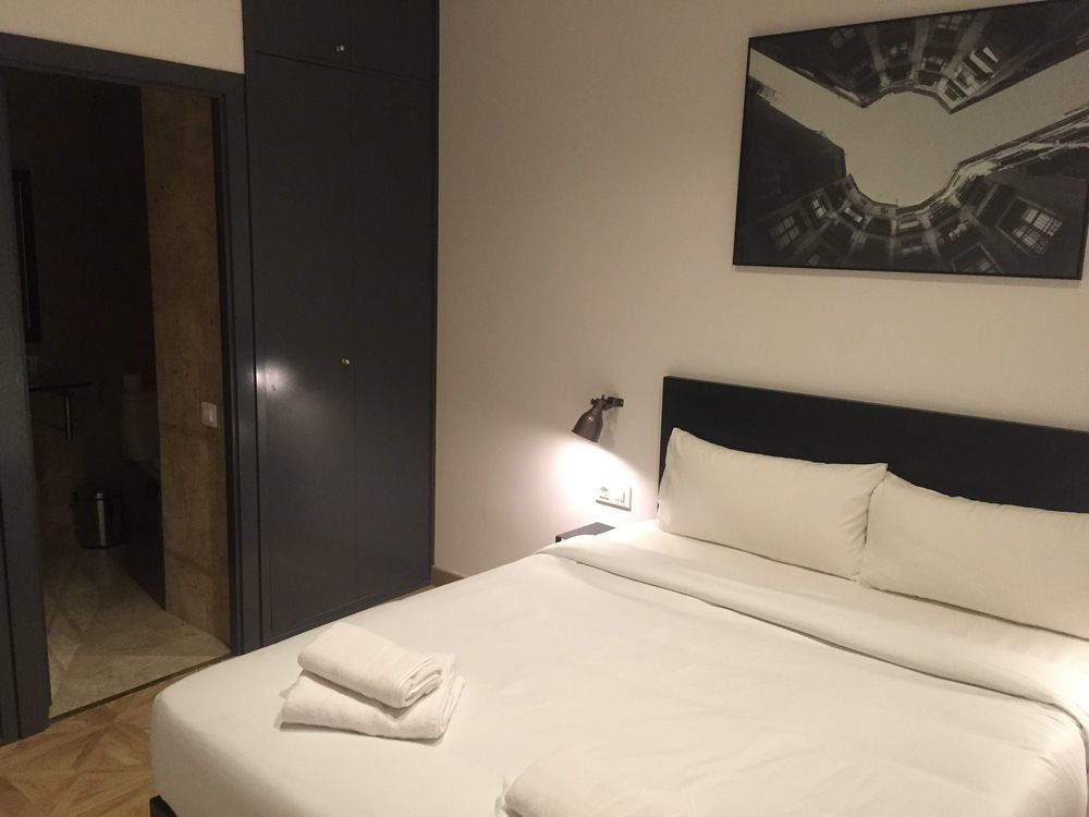 L'Escudellers By The Streets Apartment บาร์เซโลนา ภายนอก รูปภาพ